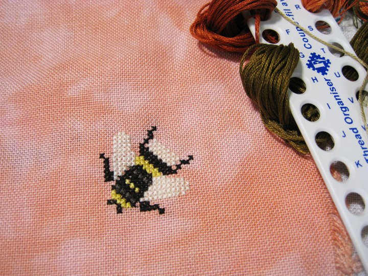 free-bee-chart-stitched.jpg